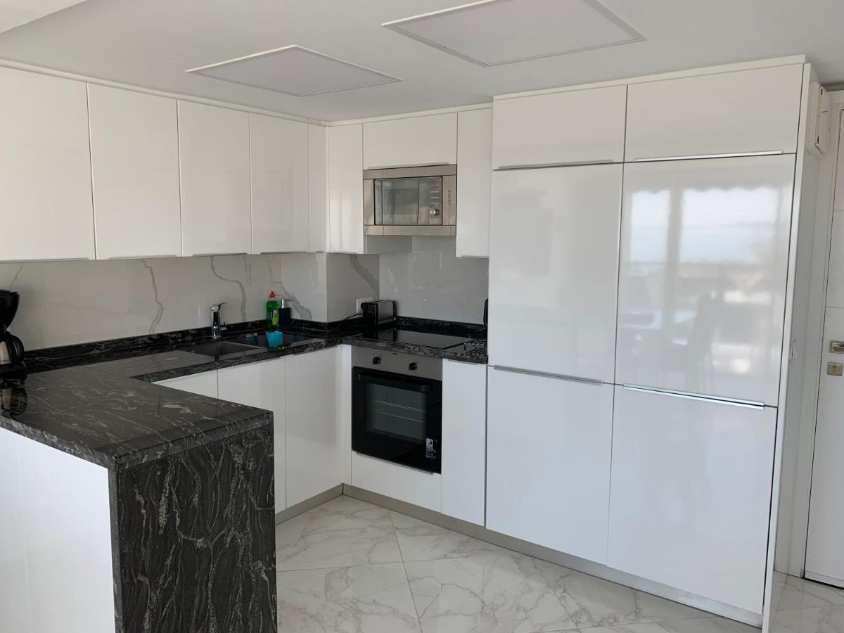 Skol 927A - Beachfront Central Luxury Penthouse Marbella Exteriör bild